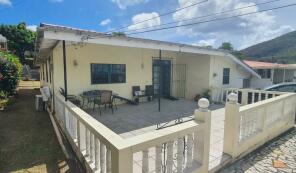 Photo of Bed Bungalow, Reduit Orchard., Rodney Bay, Saint Lucia