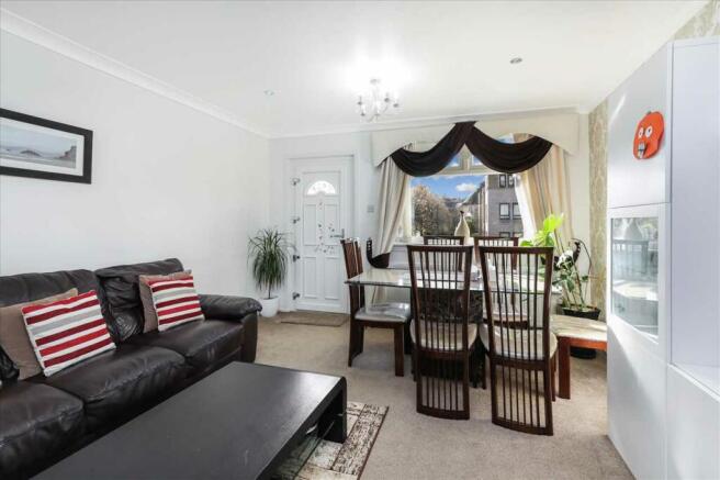 Lounge Dining (2)