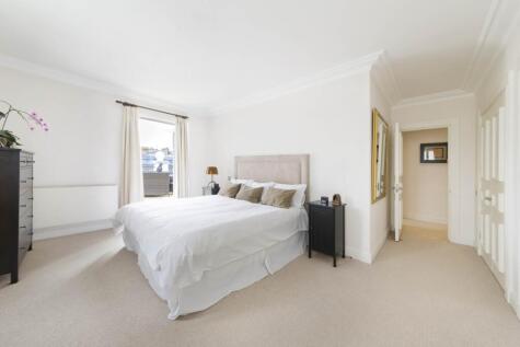 Oak Lodge, Kensington Green, W8