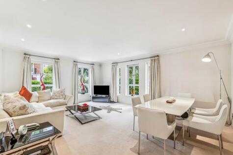 Magnolia Lodge, Kensington Green, W8