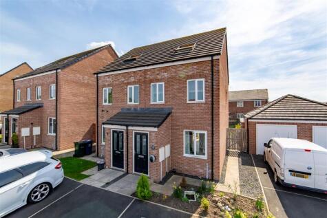 Augusta Park Way, Dinnington, NE13