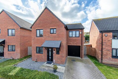 Alwin Grove, Dinnington, NE13
