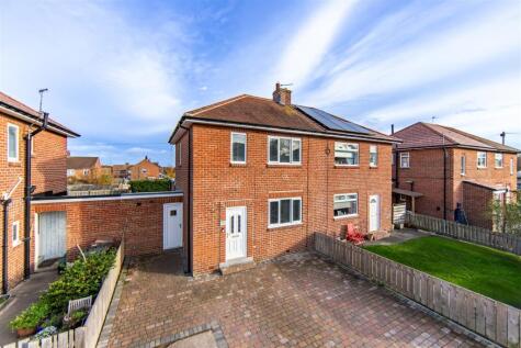 Warkworth Drive, Wideopen, NE13