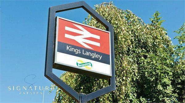 Kings Langley Station