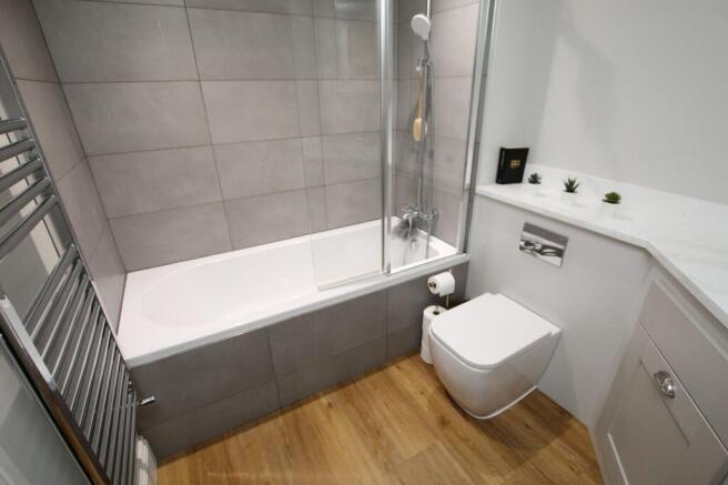 Main Bathroom