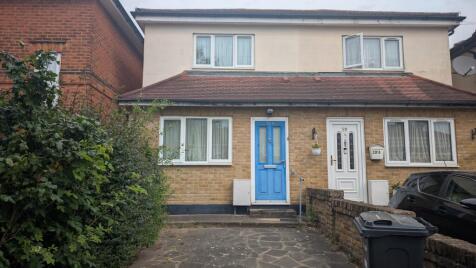 Greenwood Gardens, Ilford, London, IG6