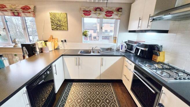 Kitchen / Breakfast