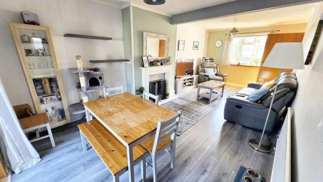 Lounge/Diner