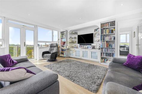 Regents Park Road, London, N3