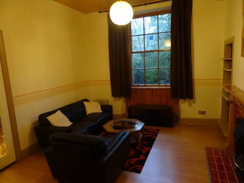 Lounge 2
