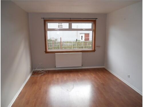 55 Cuikenburn Livingroom.jpg