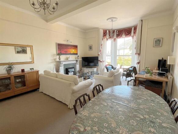 Sitting Dining Room.jpg