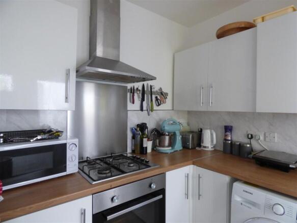 Kitchen.JPG
