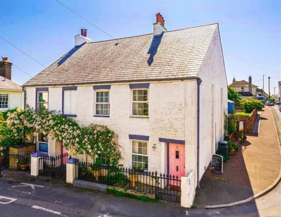 3 Rose Cottages front photo.JPEG