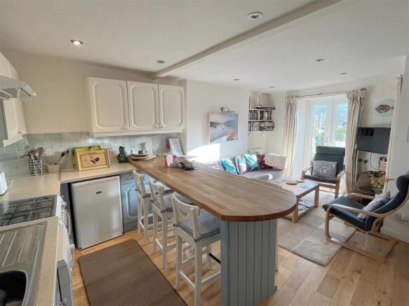 Kitchen Living Area.jpg