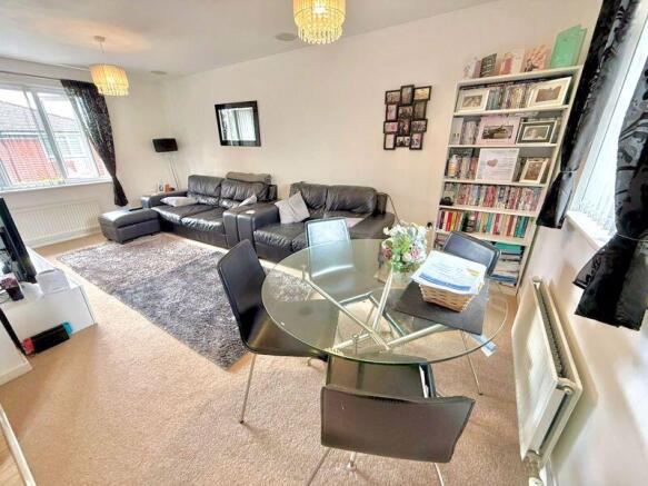 Lounge/Diner