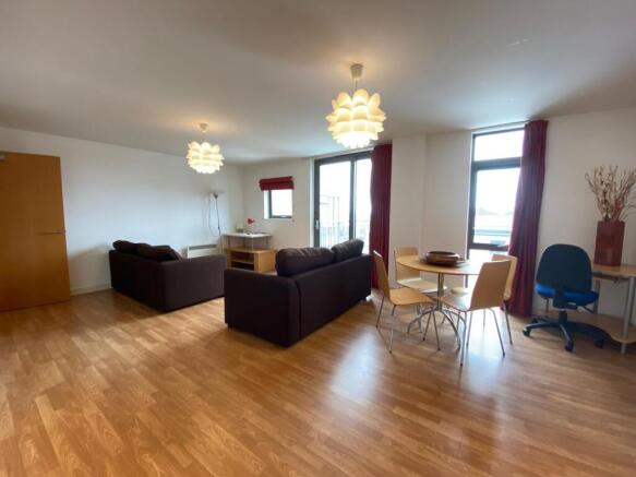 Open Plan Kitchen & Living Area