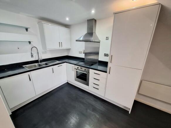 Open Plan Kitchen & Living Area