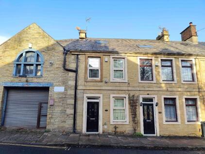18 Blackwall, Halifax, HX1 2BE