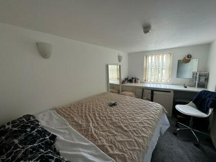 Exeter - 1 bedroom flat