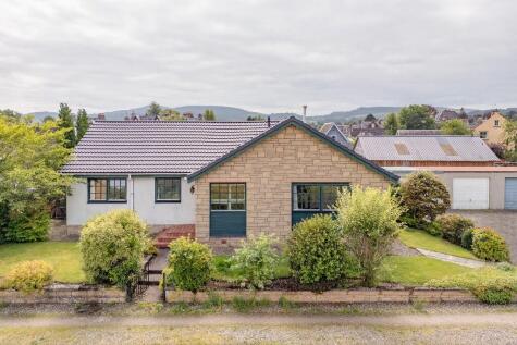 3 School Road, Comrie, PH6 2LZ
