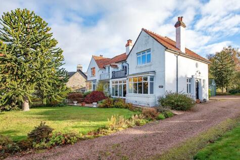 Freiceadan Dubh, Taybridge Drive, Aberfeldy, PH15 2BP