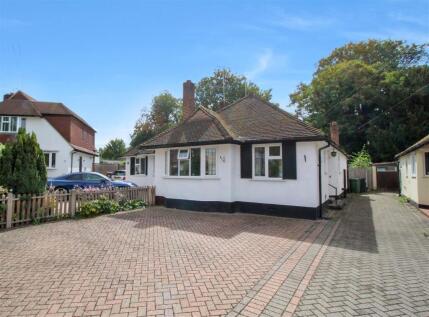 Portway Crescent, Ewell Village