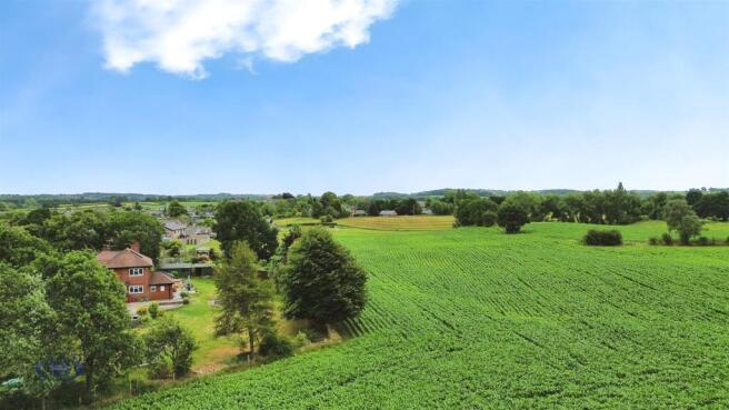 ea1b5b0a-50624_141638_642_1750771007107_photo_opti