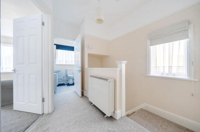 1265664-17-684bee...