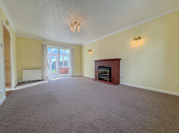 Living Room (2)