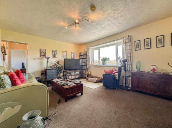 Living Room (2)