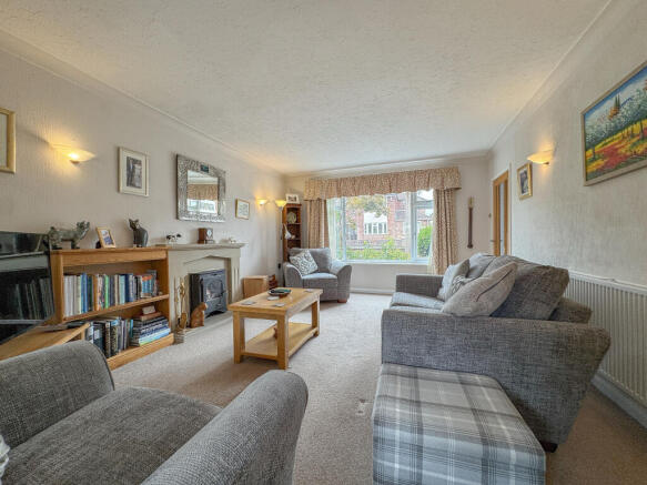Living Room (2)