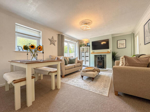 Living Dining Room (2)