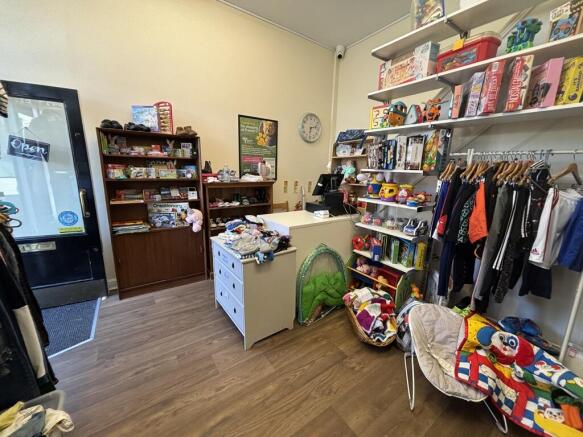 Photo 8