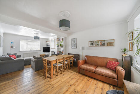 Clevedon Road, Midsomer Norton, Radstock, Somerset, BA3