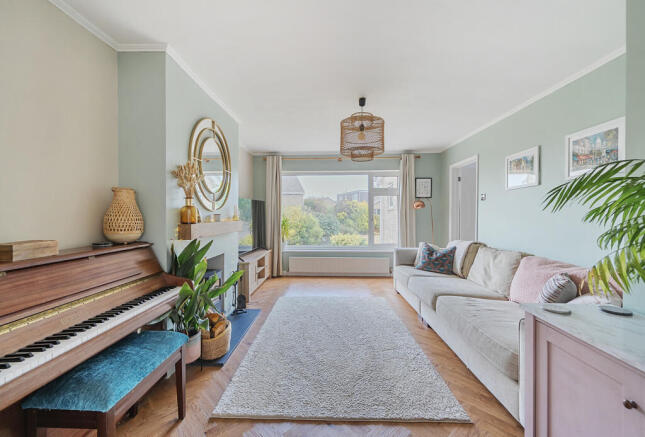 1334943-8-6899f9e...