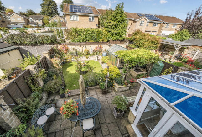 1358784-7-68d413a...