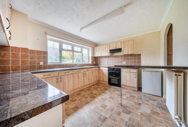 1372890-10-69035d...