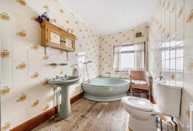 1380630-10-6911e6...