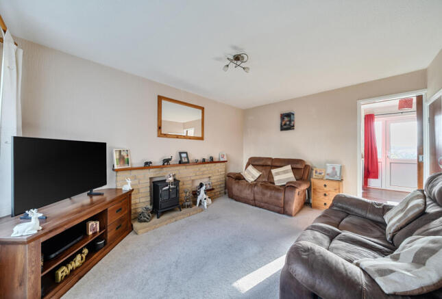 1372946-13-6900d6...