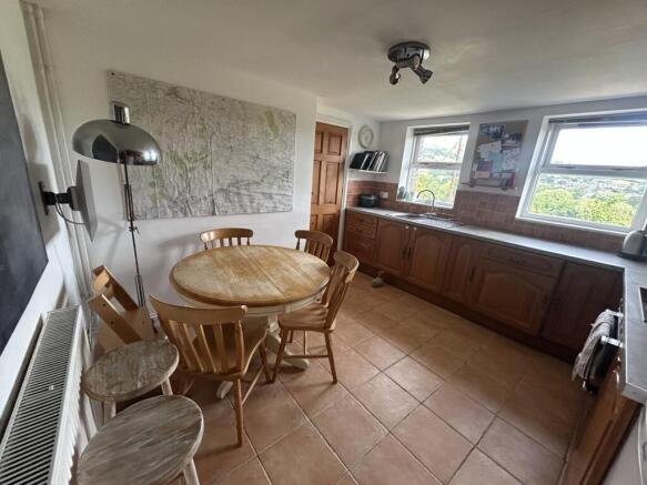 Kitchen / Breakfast Room
