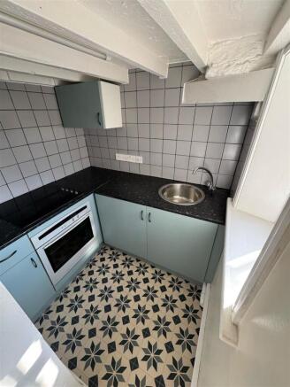 Kitchen..jpg