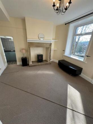 Living room..jpg