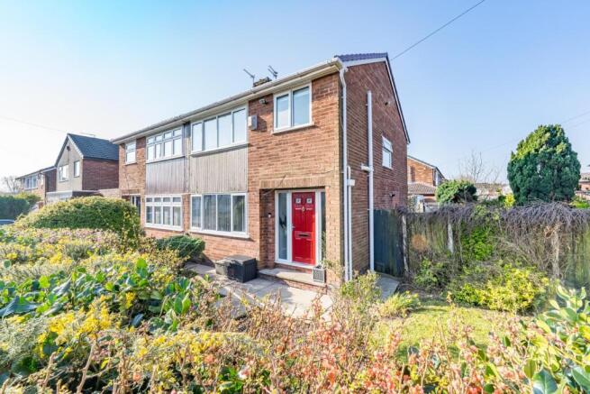 37 Deepdale Drive external.jpg