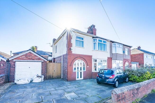 11 Ash Grove external.jpg
