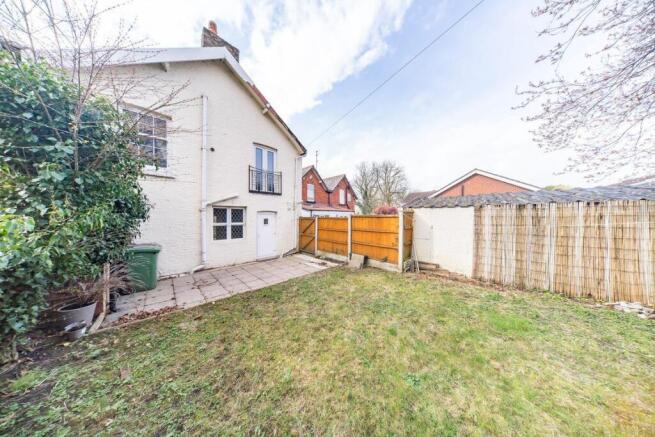 4 Mill Lane garden.jpg