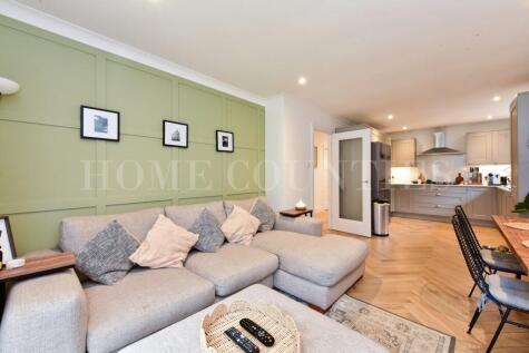 Birch Grove, Potters Bar, Herts, EN6