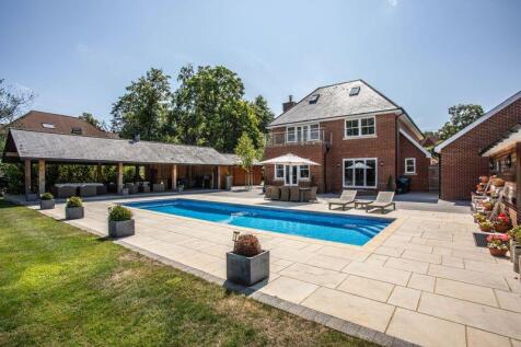 Denning Place, Cuckfield