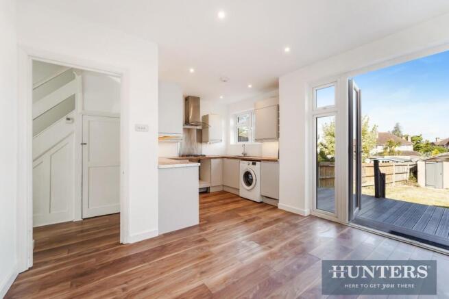 SHALDON DRIVE (3).jpg