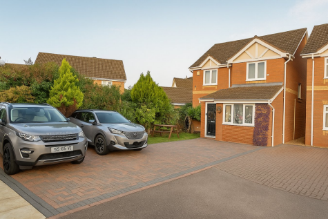 Brindlestone Close, Hunsbury Meadows, Northampton, NN4